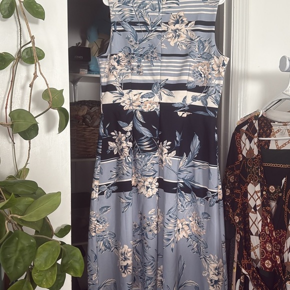 Enfocus Studio Blue & Cream Floral Midi Dress - Picture 6 of 6